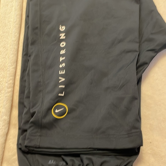 Nike Men’s Dry-Fit pants,size L ,Black /yellow colors - Picture 6 of 7